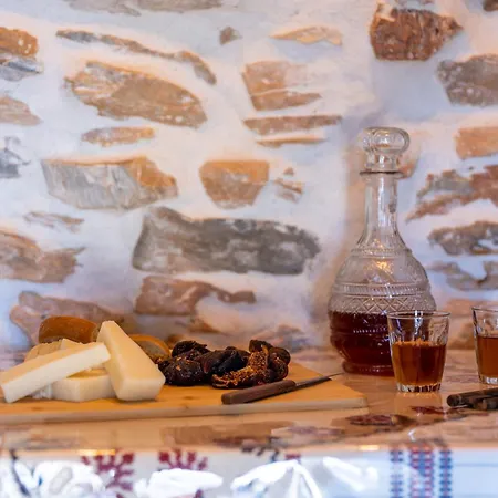 Mitatos Naxos - Apeiranthos Ligaridia