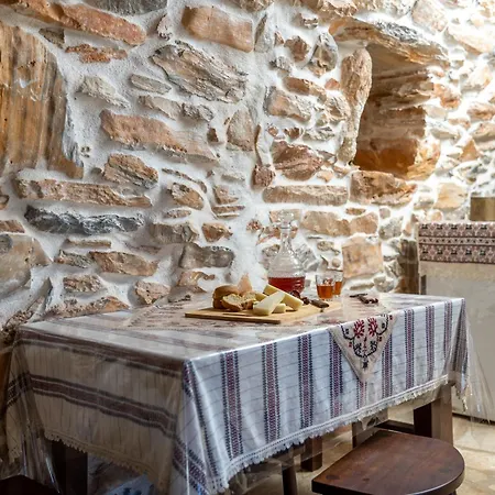 Mitatos - Authentic Naxian Holiday home Ligaridia