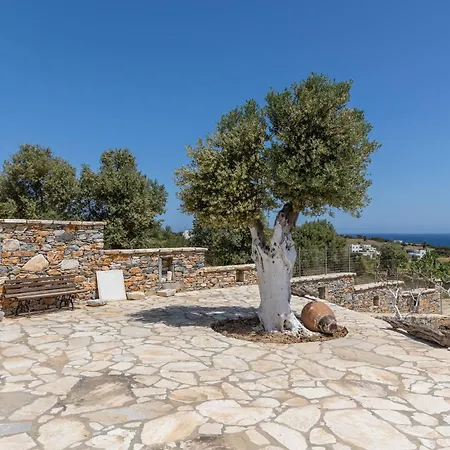 בית נופש Mitatos Naxos - Apeiranthos