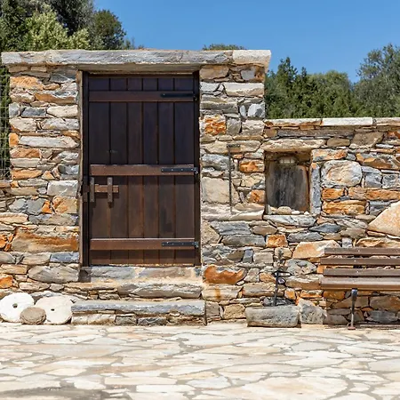 Mitatos Naxos - Apeiranthos Holiday home *