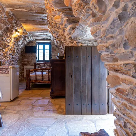 Mitatos Naxos - Apeiranthos Holiday home *