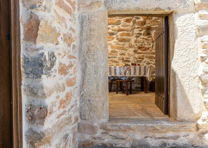 Mitatos Naxos - Apeiranthos Holiday home Ligaridia