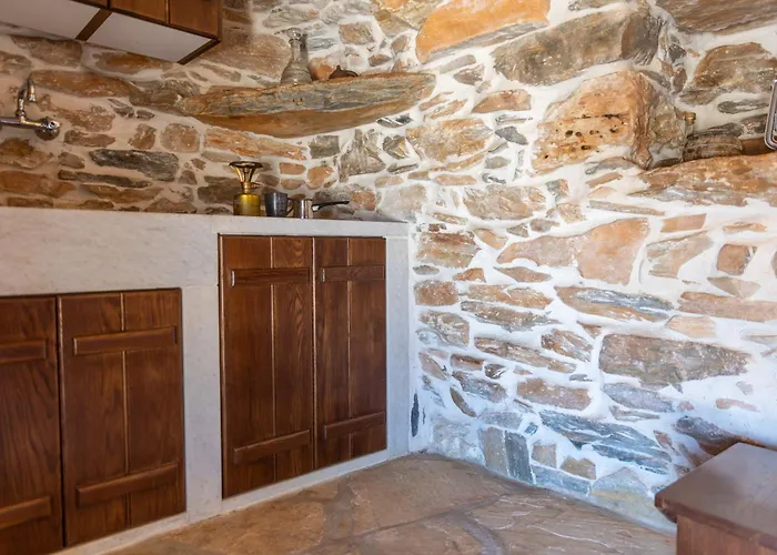 Mitatos Naxos - Apeiranthos Holiday home *