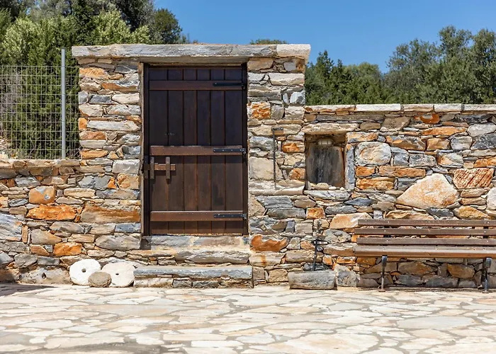 Mitatos Naxos - Apeiranthos Holiday home *