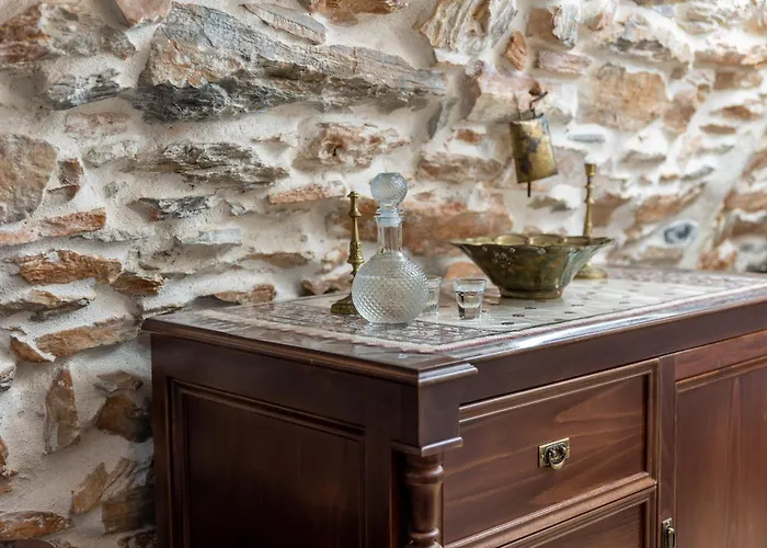 Mitatos Naxos - Apeiranthos * Ligaridia