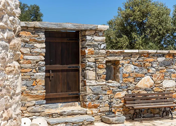 Mitatos Naxos - Apeiranthos Holiday home *